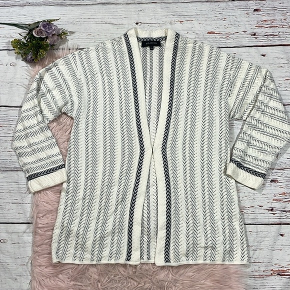 St John Knit Black White Geometric Knit Open Front Cardigan Jacket - Picture 1 of 10